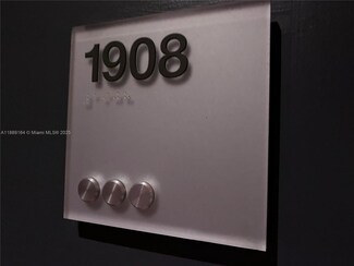 500 Brickell Ave Unit 1908, Miami, FL 33131