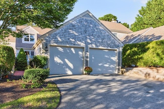 28 Oak Glen, Yarmouth Port, MA 02675