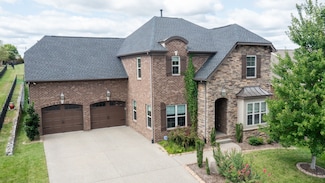 1303 Reynard Dr, Gallatin, TN 37066