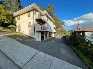 521 Laurel Ave, Pinole, CA 94564