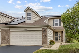 1929 Diamond Head Trail, Pingree Grove, IL 60140