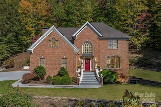 295 Laurel Ridge Dr, Waynesville, NC 28786