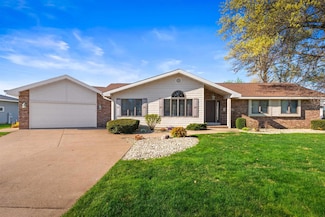 1830 Bassett Place, Wisconsin Rapids, WI 54494