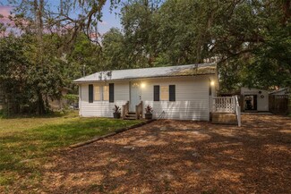 4522 5th St, Zephyrhills, FL 33542