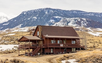 8 Stagecoach Trail, Cody, WY 82414