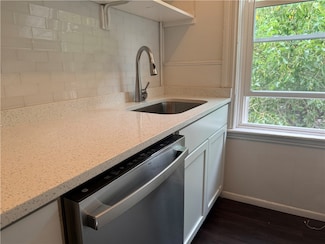 50 E Transit St Unit 3, Providence, RI 02906