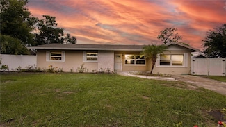 5300 Locksley Ave, Orlando, FL 32810