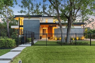 1900 W 14th St, Houston, TX 77008