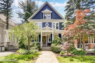 1348 Union St, Schenectady, NY 12308