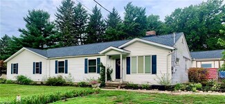 17900 East River Rd, Columbia Station, OH 44028