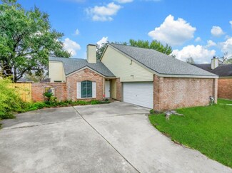 12214 Ashling Dr, Stafford, TX 77477