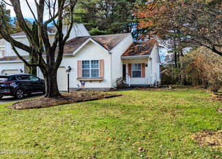 52 Old Mill Ln, Queensbury, NY 12804