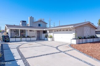 10983 Mascarell Ave, Mission Hills, CA 91345