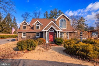 4425 Oak Hill Rd, Rockville, MD 20853
