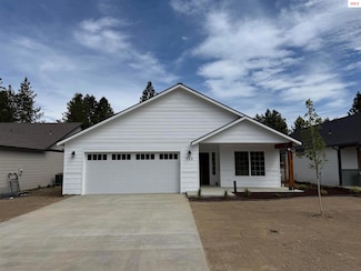 722 E Valley St S, Oldtown, ID 83822