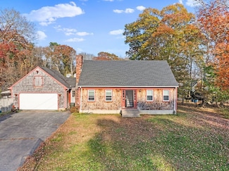 20 Brown St, North Dartmouth, MA 02747