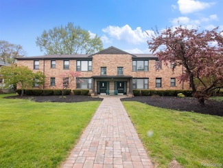 621 E Lincoln Ave Unit 2, Royal Oak, MI 48067