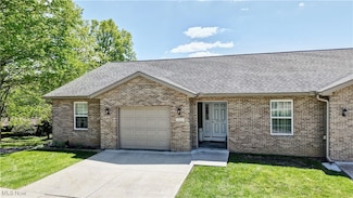 213 Knollton Dr, Millersburg, OH 44654