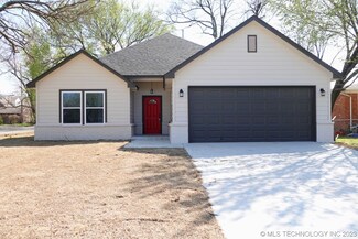 1038 E Pine Place, Tulsa, OK 74106