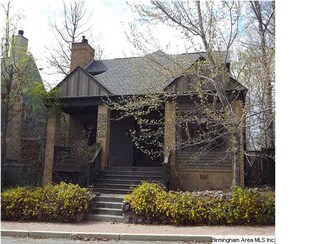 97 Hawthorn St, Birmingham, AL 35242