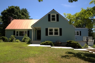 899 Branch Rd, Suffield, CT 06078