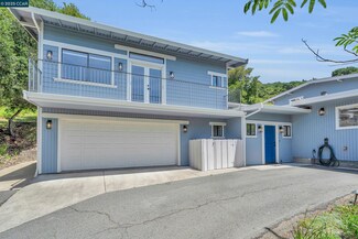 231 Orchard Rd, Orinda, CA 94563