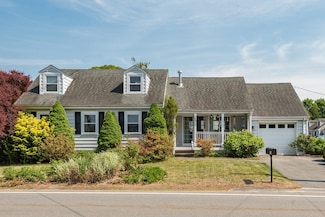 70 Puritan Rd, Buzzards Bay, MA 02532