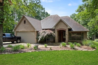 345 River Road Dr SE, Bogue Chitto, MS 39629