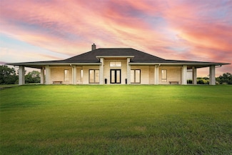16755 County Road 566, Farmersville, TX 75442