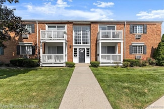 2425 Torquay Ave Unit 101A, Royal Oak, MI 48073