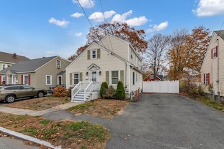 32 Glen Ave, Methuen, MA 01844
