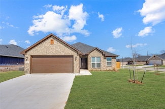 2801 Tulip Dr, Sherman, TX 75092