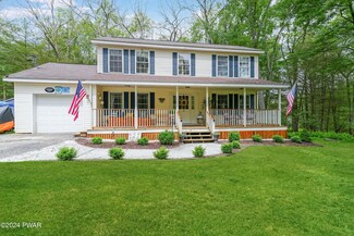 105 Hunts Rd, Dingmans Ferry, PA 18328