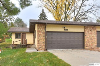 4717 N 111th Cir, Omaha, NE 68164