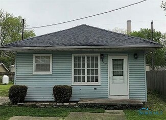 142 E Harbor View Dr, Harbor View, OH 43434