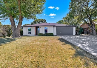 702 Coolwood Ln, Mesquite, TX 75149