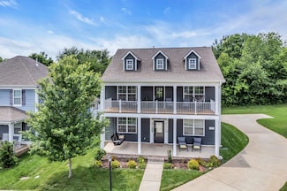 160 Majestic Ln, Pleasant View, TN 37146