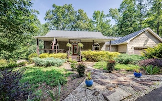 1168 Blue Bird Rd, Mineral Bluff, GA 30559