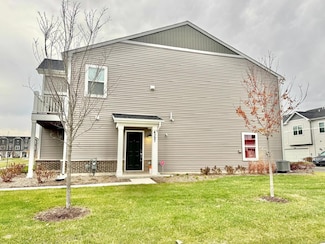 4397 Chelsea Manor Cir, Aurora, IL 60504