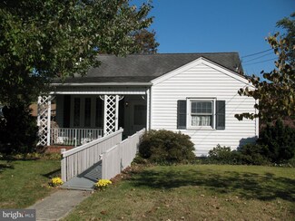 37 School Ln, Woodstown, NJ 08098