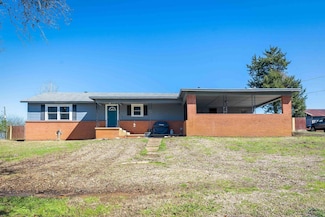 2449 W George Richey Rd, Gladewater, TX 75647