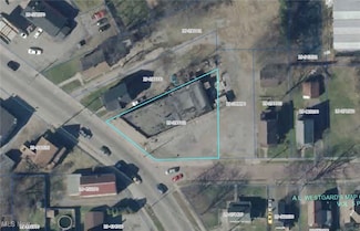 806 Parkman Rd NW, Warren, OH 44485