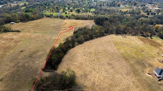 2736 Hartsville Pike, Castalin Springs, TN 37031