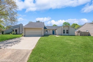 1404 Lake Christopher Dr, Virginia Beach, VA 23464
