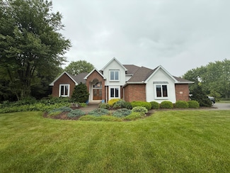 1 Eastwood Dr, Milan, OH 44846