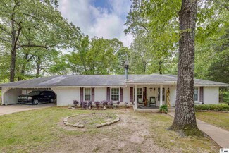 814 Cleveland St, Bastrop, LA 71220
