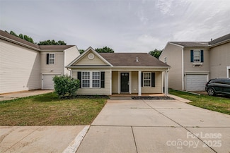 2723 Oasis Ln, Charlotte, NC 28214
