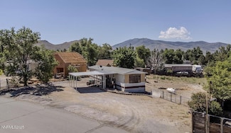 17530 Thrush Ln, Reno, NV 89508