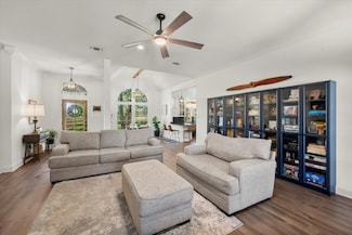 313 High Point Rd, Burleson, TX 76028