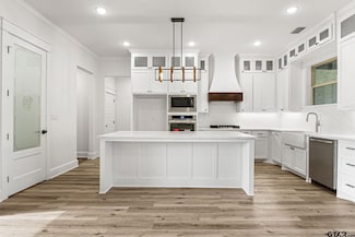 11905 Tara Ln, Lindale, TX 75771